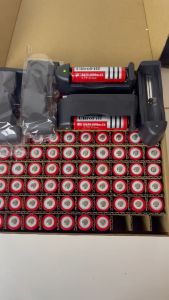 BATERAI CAS 18650 6800mAh 3.7 VOLT / BATRE RECHARGEABLE 18650 / CHARGER 1 slot Colokan