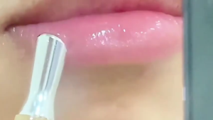 Lip Serum Rasa buah persik/brightening lip treatment untuk melembabkan mencerahkan bibir kulit glowing lip care