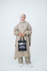 Jas hujan ponco kelelawar setelan Dewasa pria wanita bahan pvc 025 waterproof