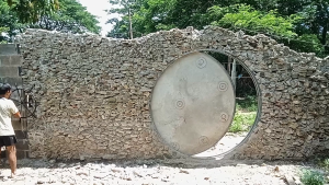 Custom Rolling Moon Gate Door ประตูวงพระจันทร์แบบเลื่อน สั่งทำพิเศษ