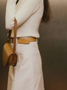 muva | Semicircular Saddle Bag Crossbody and Shoulder Wedding Bag Red