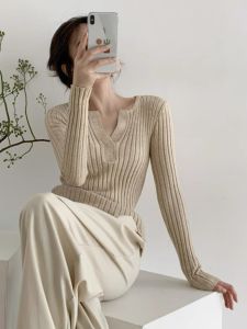 HUOLISI | Soft and Comfortable French Style V-Neck Knit Sweater