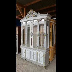 Pajangan Kaca Resin 4 Pintu