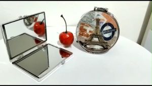 Cermin Lipat Mini 2 Sisi: Souvenir Pernikahan Kaca Rias Saku Kecil Mirror Pocket Travelling