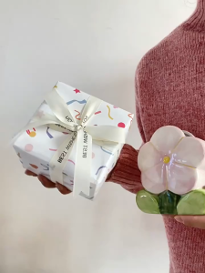 Tulip pen holder tabletop pen holder ceramic pen storage container makeup brush holder tulip-shaped pen holder