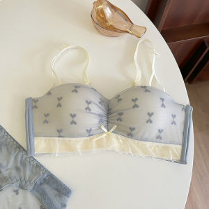 Sweet Lace Bra No Steel Ring Womens Underwear Gathered Half Cup without Shoulder Strap for Reducing Side Breasts And Anti-Sagging