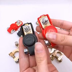 1 Sepasang Kepala Aki Mobil / Terminal Aki / Klem Aki / Klem Accu N70 Tembaga High Quality Universal