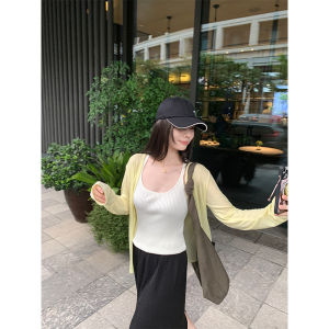 เสื้อคาร์ดิแกนถักบางสำหรับผู้หญิง EKOOL ฤดูร้อน 2025 เสื้อคลุมกันแดดแบบหลวมๆ ทรงสลิมฟิต เสื้อคลุมแบบสวมหัว