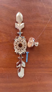 Tay Nắm Tủ 8310 sang trọng cổ điển