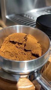 Alat Tampar & Distribusi Kopi: Mengenal Jarum Kopi WDT