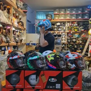 Mũ bảo hiểm 3/4 KLT tem Corsi siêu ngầu