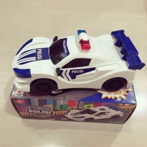 Mainan Mobil Polisi lampu dan musik sirine anak