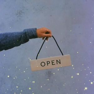 koko sultan kemeja pria lengan manset panjang kancing snap kain embos terbaru 2024