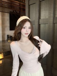 GUZILIAN | Korean Style Pure Desire Lace Splice Slim Fit Bell Sleeve Womens Base Shirt Spring Summer Hot Girl T-Shirt Top V-neck Long Sleeve