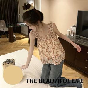 LHFriday  มาใหม่อีกแล้วแม่ เสื้อผ้าแฟชั่นสำหรับสาวๆ รุ่นนี้งานน่ารักเกิน มีให้เลือกหลายสี ดีเทลงานเสื้อคอเหลี่ยม รุ่นนี้ให้ความน่ารักบวกกับความเซ็กซี่เบาๆ ใครสนใจกดได้ในตะกร้าจ้า