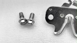 SEAT LOCK CATCH LC135 LC55C SMASH SRL115 SEAT CATCH ASSY LC135 LC NEW LC II 55C SRL 115 FREE SCREW BOLT SET YAMAHA