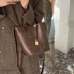 Maillard Retro Satchel Vegetable Basket Bag Female Fall and Winter 2024 New Arrival Tide Fashion Bucket Bag Easiest for Match Messenger Bag