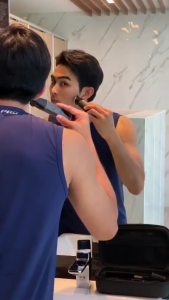 เครื่องเล็มขนน้องชาย เครื่องโกนขน จุดซ่อนเล้น ที่กันจอนขนตามร่างกาย ปัตตาเลี่ยนไฟฟ้า กันน้ํา หลายทิศทาง พร้อมกระเป๋า