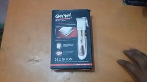 Gemei ปัตตาเลี่ยนไร้สาย 2 in 1 ตัดผมเด็กทารก เด็กเล็ก ขนาดกระทัดรัด น้ำหนักเบา ใบมีดอัลลอยด์ไททาเนี่ยมรุ่น GM-721 – สีเงิน