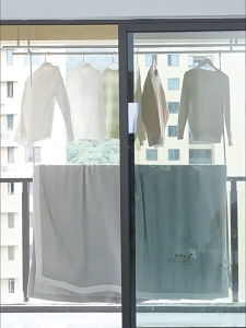 ปรับยืดได้ ราวตากผ้าสแตนเลส ปรับความยาวและสูงได้ วัสดุสแตนเลสแข็งแรงทนทาน รับน้ำหนักเยี่ยม พับเก็บสะดวกเมื่อไม่ใช้