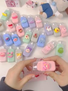 อุปกรณ์เครื่องเขียนสำนักงานการ์ตูนน่ารักสำหรับนักเรียนเทปลบคำผิดตลกๆ คาวาอี้