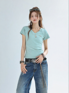 CHANT2nd | Slimming Design Short V-Neck Tee