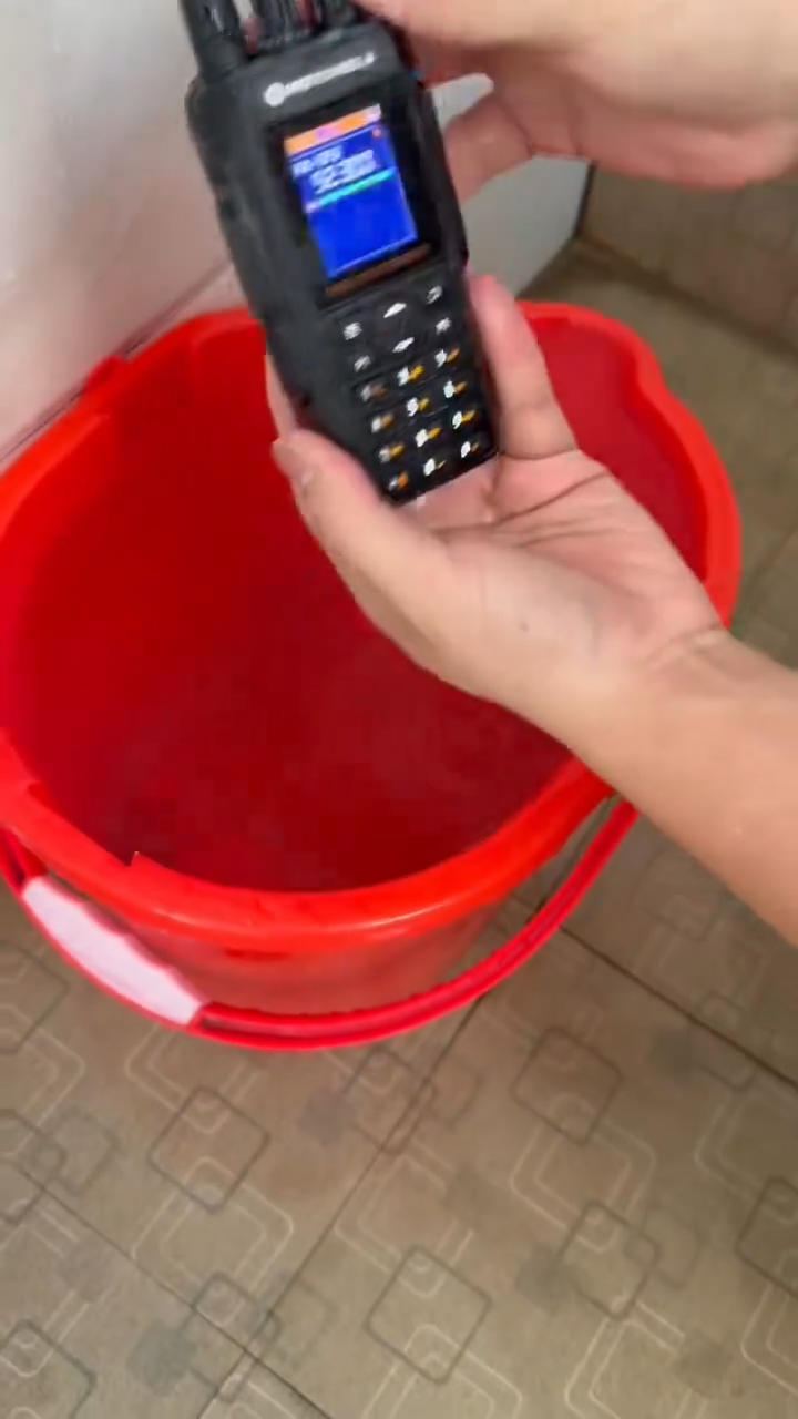 Long Range 30KM Motorola Walkie Talkie 20W High Power Two Way Radio FM/AM Waterproof pager for outdoor family