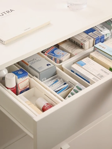 [SG Ready Stock] Multi-Functional Adjustable Width Organizer Storage Box drawer organiser kitchen drawer organiser Sorting of tableware and clothing