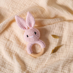 Handmade Crochet Baby Toys Wooden Easter Bunny Rattle 0-12 Months Four Color Rabbit Rattle Soft New Born Baby Teething Toys