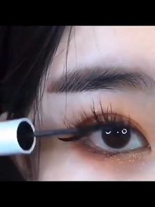 Mascara มาสคาร่ากันน้ำ Bobeini บรรเทา ปัดแล้ว ขนตายาว งอน เด้ง สามารถฝึกปันฝ้างกับผิวหนึ่งได้ง่าย คุณภาพเหล่า 15 ล้านมิต