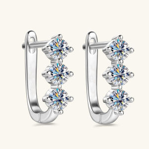 925 Silver 0.3 Carat * 2 Moissanite Classic Retro Elegant Temperament Versatile High Quality Mens and Womens Earrings