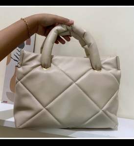 Tote Bag Empuk