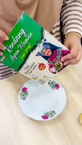 RENDANG AYAM MAMAN OMAK JENNY