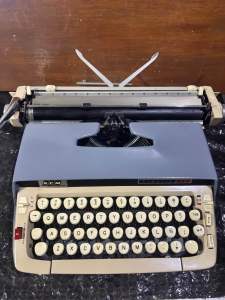 Typewriter Different Unit available | 3 additional Ribbon
