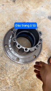 may ơ sau EQ140 cửu long 35T 10 lỗ lệch (12x135) 1009 2 lỗ không ren cao 19cm dùng cho xe ô tô