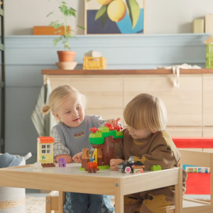 [PRE-ORDER] LEGO DUPLO 10469 Đồ Chơi Lắp Ráp Cuộc Dạo Chơi Pizza Của Muffin Và Bluey (44 Chi Tiết)