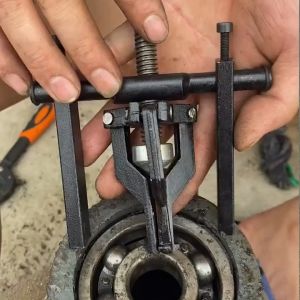Bearing Puller / Bearing Removal