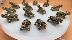 招财令龙龟摆件纯铜复古玄武吉祥工艺品铜器饰品纪念品 Chinese Style Dragon Turtle Ornaments Pure Copper Solid Basalt Auspicious Handicrafts Small Copper Ornaments Tea Favorite Souvenirs