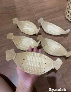 ถาดจัดเบรค รูปเรือ ใช้เป็นภาชนะใส่อาหาร ขนมจัดเบรค แพค 10 ชิ้น