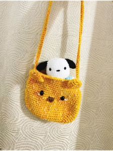 Gấu Bông Chó Pocchaco Mềm Mại Có Túi Đeo