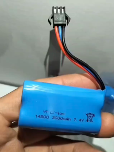 Baterai Cas/carger mobilan RC type 14500/ 74V - 3000 soket hitam 3 pin/3 kabel