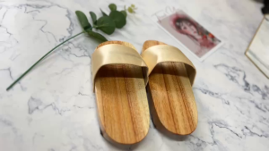 Dép guốc Mộc truyền thống Mẹ và Bé có đế chống trơn trượt