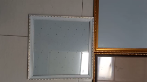 khung ảnh 30x40( kích thước lọt lòng) có 3 màu trắng vàng  nâu