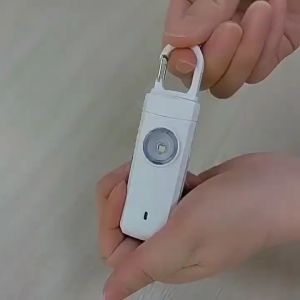 Còi hú báo động khẩn cấp SOS bảo vệ cá nhân đèn LED sạc type C cảm biến rung để khóa xe khóa cửa