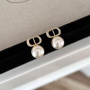 French Luxurious Electroplated Real Gold Pig Nose Pearl Earrings Face Slimming Elegant High-End Feel Fashionable Ear Jewelry