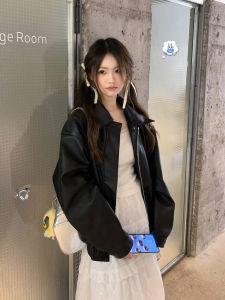 เสื้อแจ็คเก็ตหนัง PU สีดำ คอปกพับ แขนยาว ทรงหลวม แฟชั่นฤดูใบไม้ผลิและฤดูใบไม้ร่วง เสื้อผ้าทำงานสไตล์เกาหลี