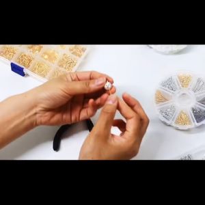 690 Pcs Perlengkapan Gelang Kait Lobster Perlengkapan Kalung Manik Paket Diy Aksesoris