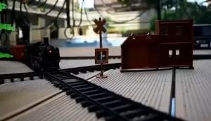 Kereta api Rail King Electric Classical Train Track for Kids Boys Toy train set with tracks Kereta Api Mainan Budak Lelaki  儿童火车玩具(1816)
