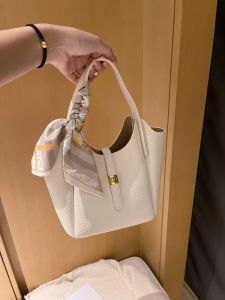 MY&FSNH | Spacious Tote Handbag