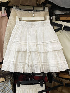 กระโปรงสั้นทรงเค้กเอวสูงสไตล์ฝรั่งเศส กระโปรงสั้นป้องกันการเปิดเผยสำหรับฤดูใบไม้ผลิและฤดูร้อน 2025 กระโปรงสั้นลายดอกไม้